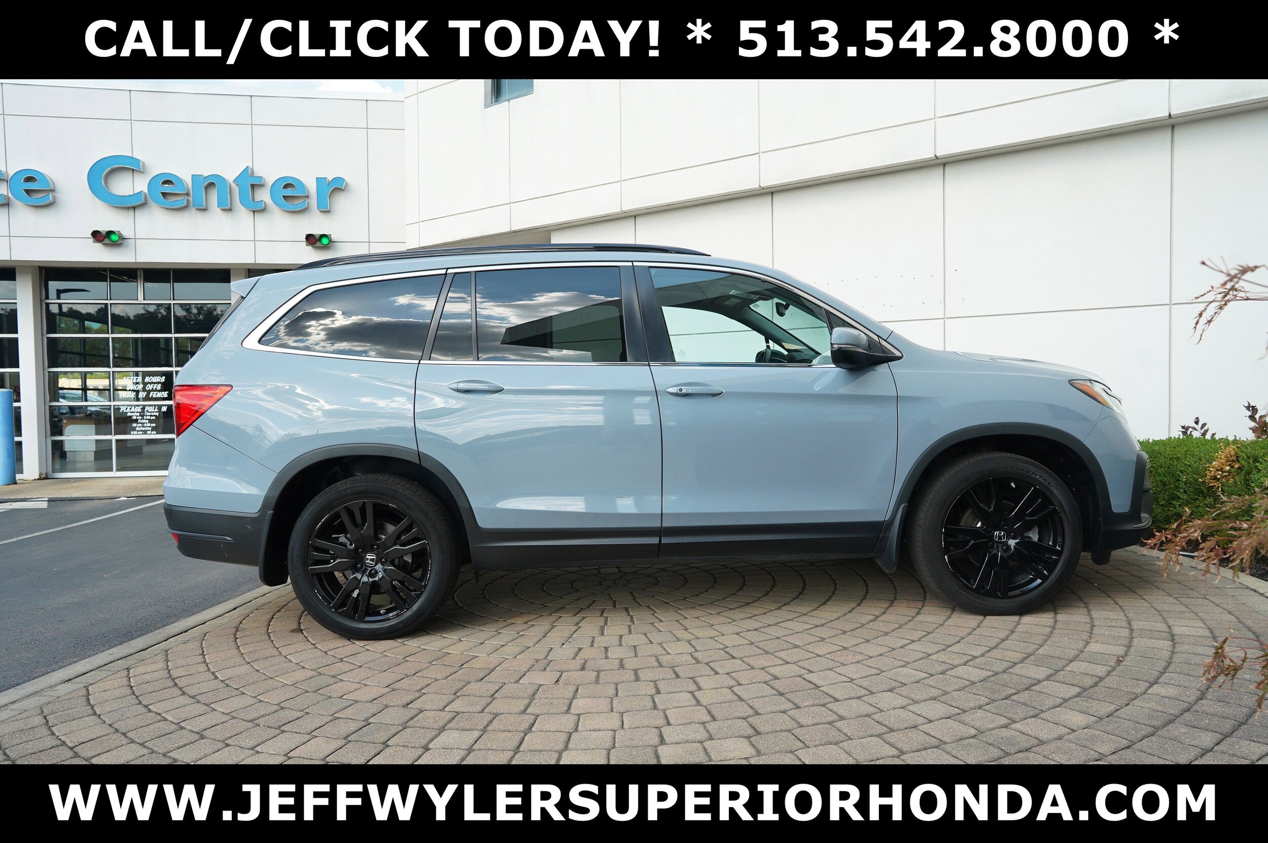 2022 Honda Pilot Special Edition photo 2