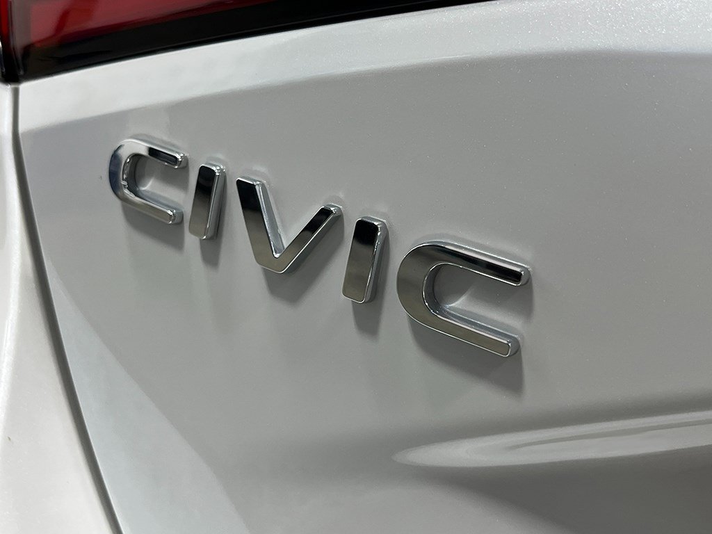 2026 Honda Civic Hatchback Sport - Photo 18
