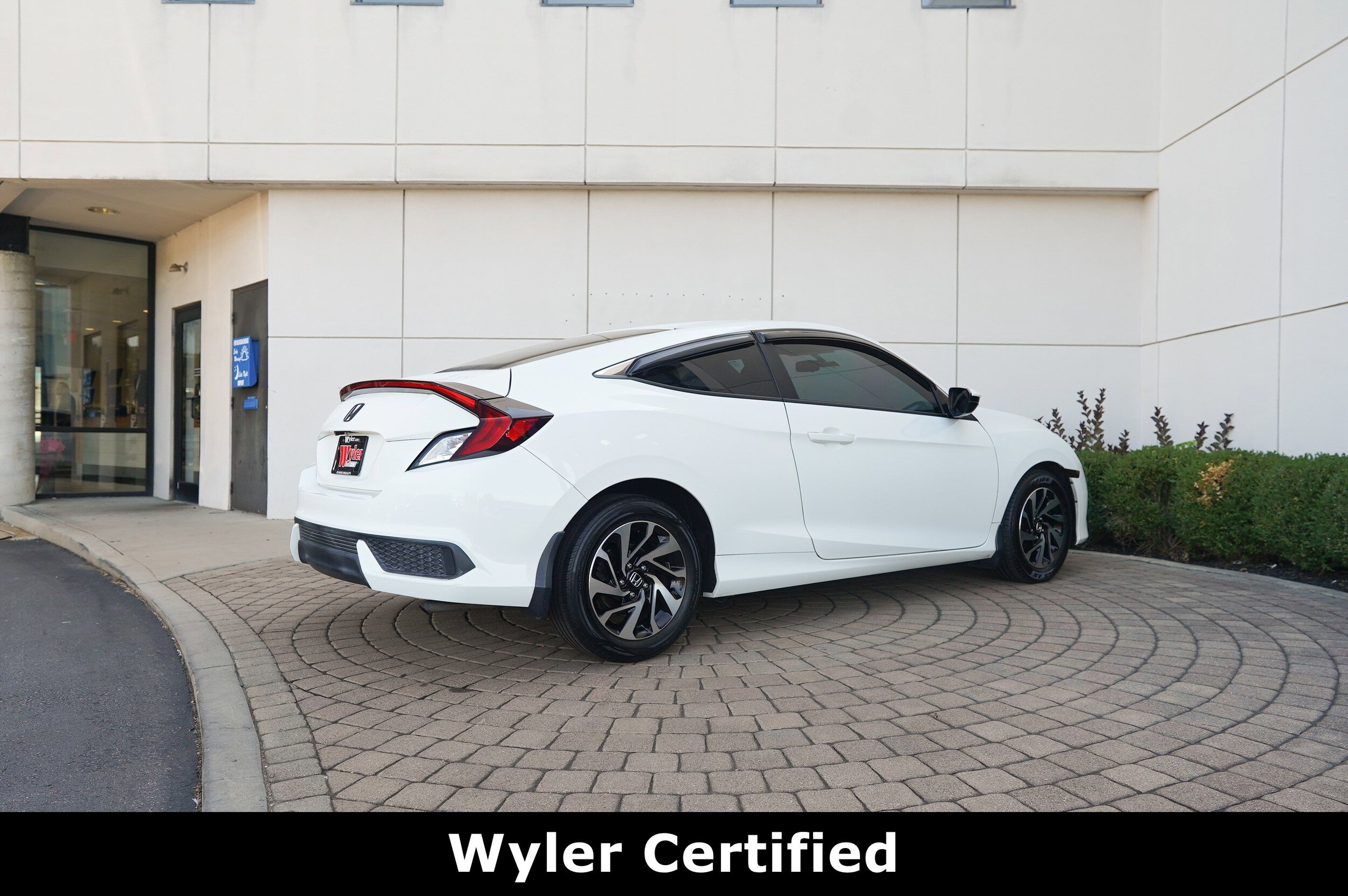 2018 Honda Civic LX photo 3