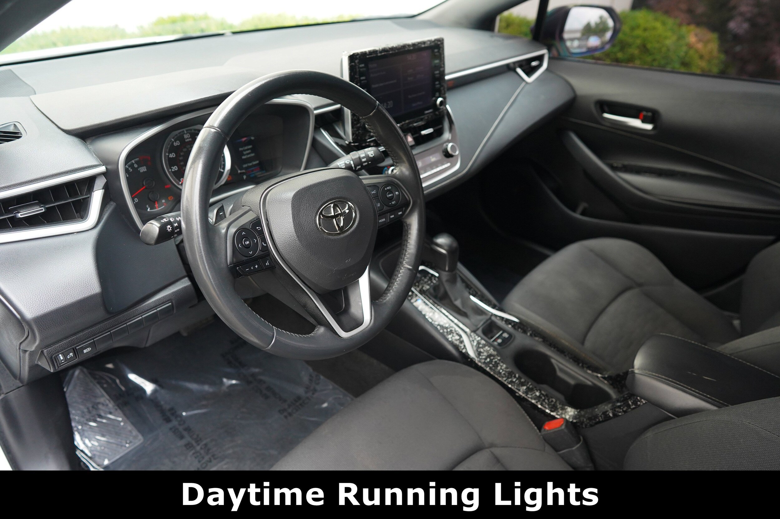 2022 Toyota Corolla SE photo 4
