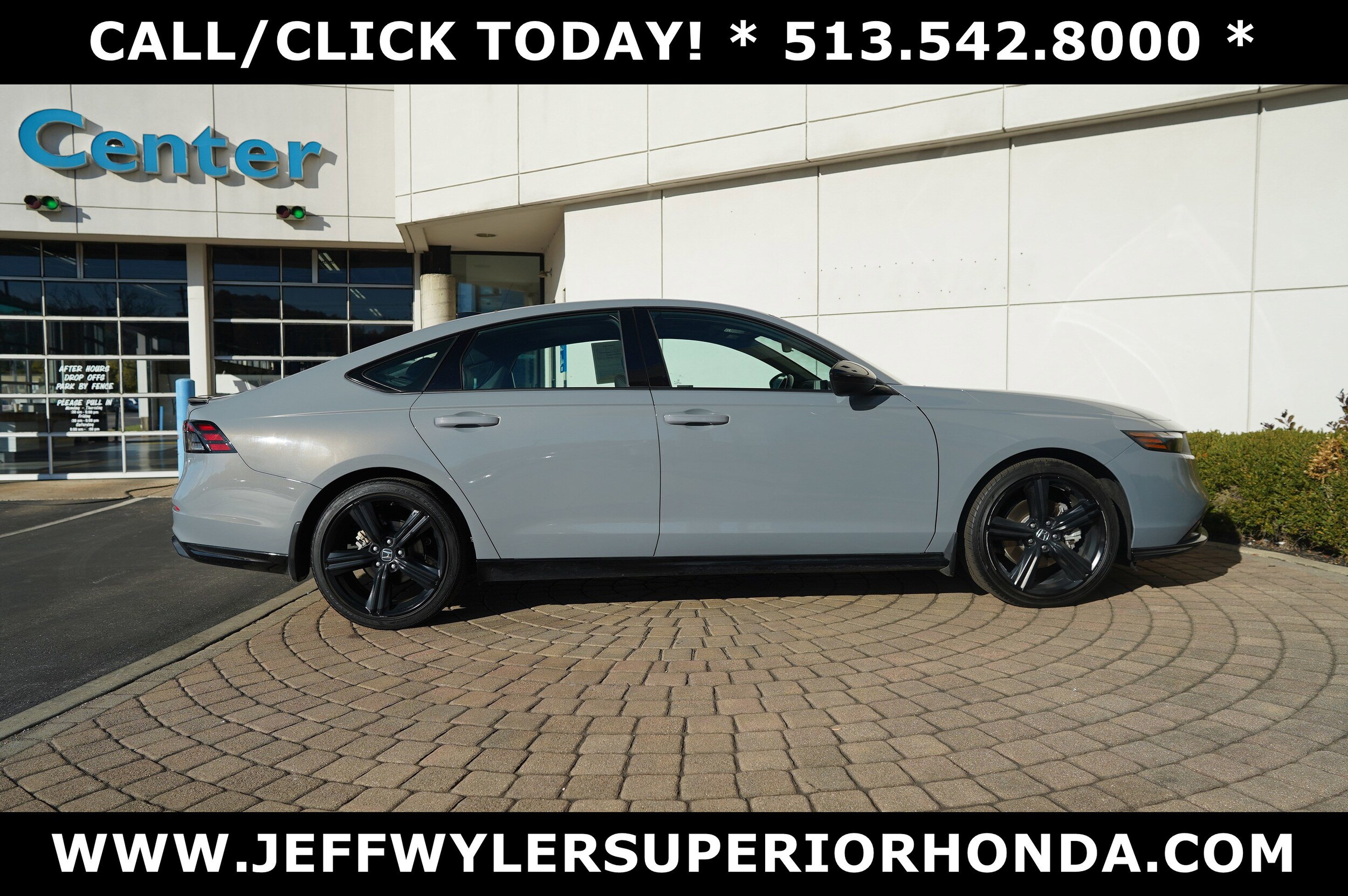 2023 Honda Accord Hybrid Sport-L photo 2