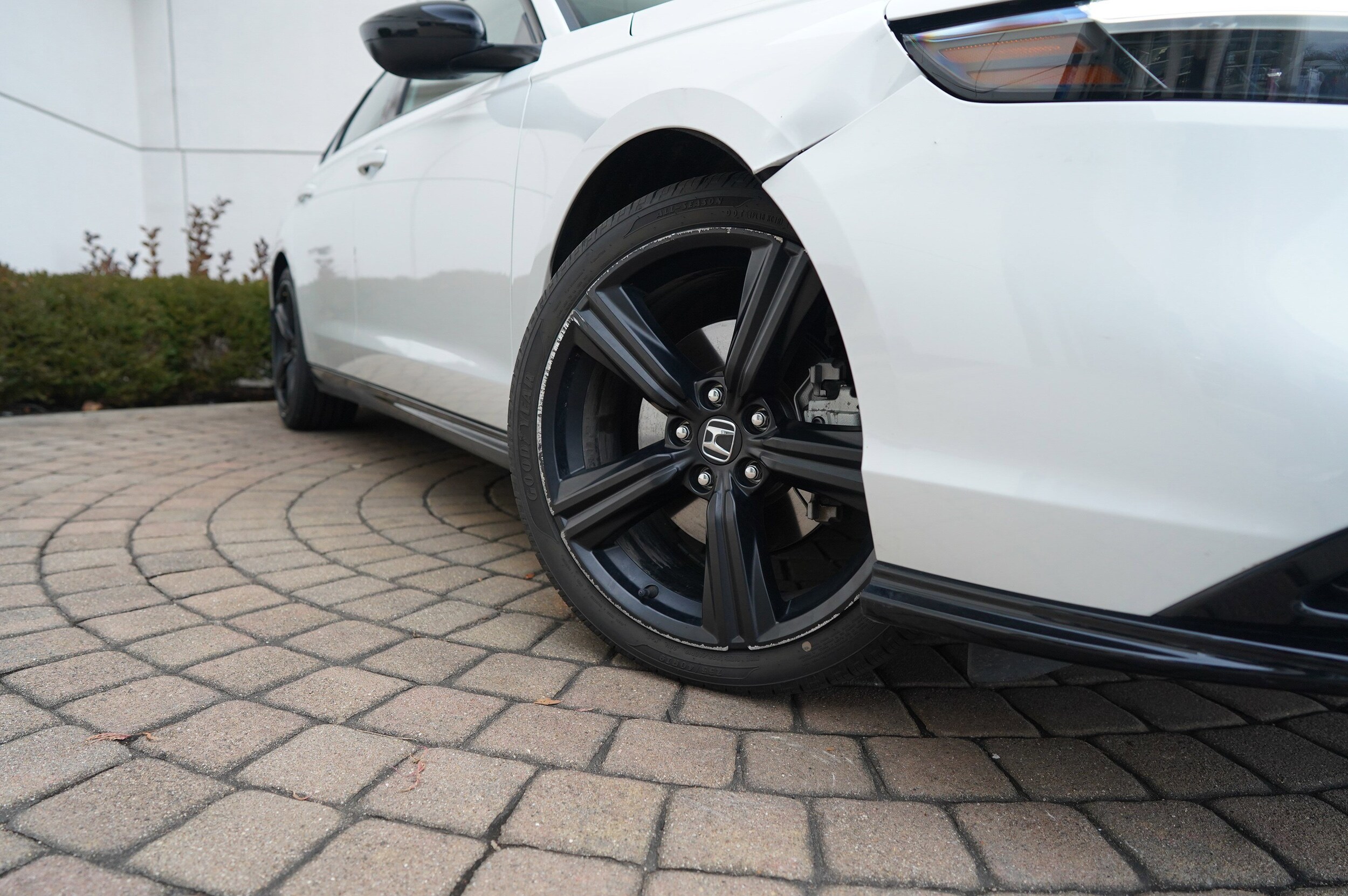 2023 Honda Accord Hybrid Sport-L photo 3