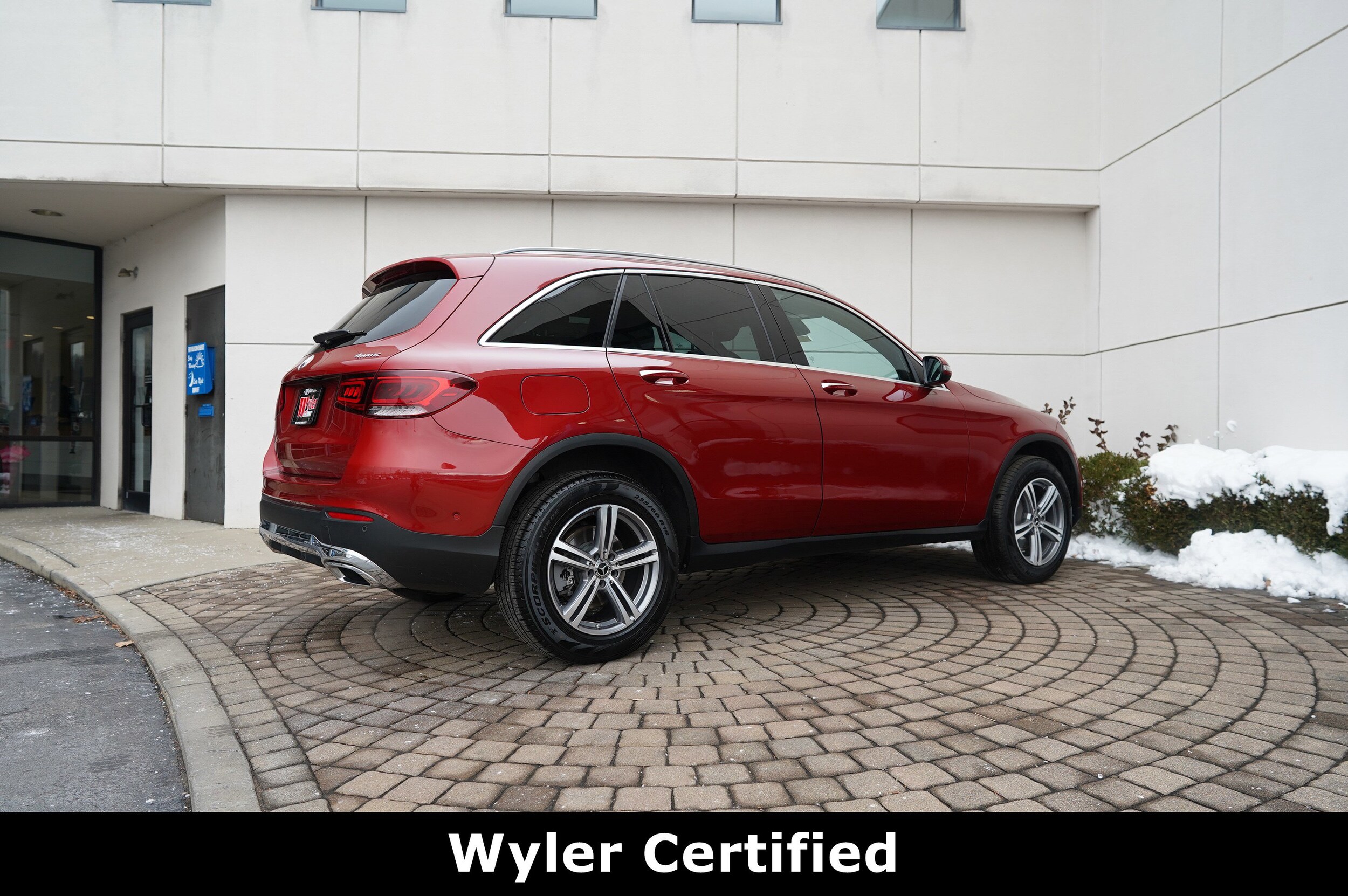 2022 Mercedes Benz GLC 300 4MATIC photo 3