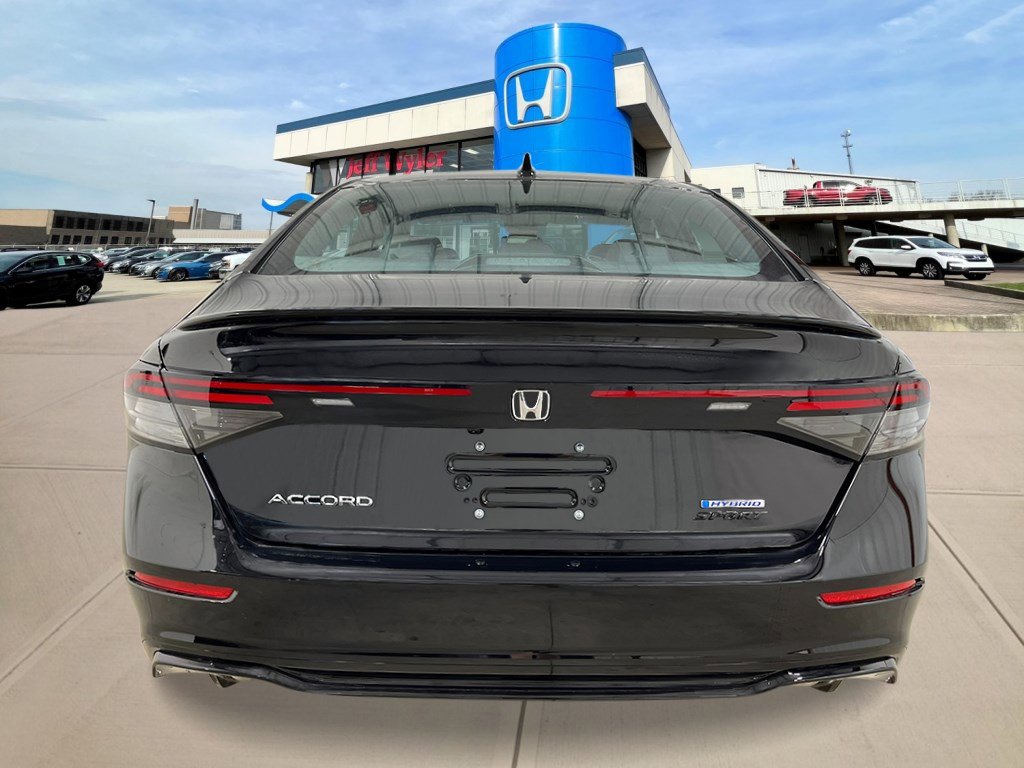 2025 Honda Accord Hybrid Sport-L photo 4