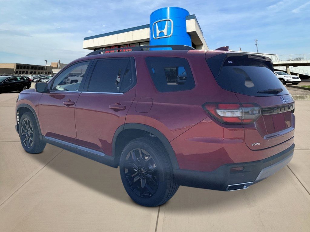 2025 Honda Pilot Touring photo 3