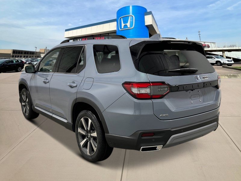 2025 Honda Pilot Touring photo 3