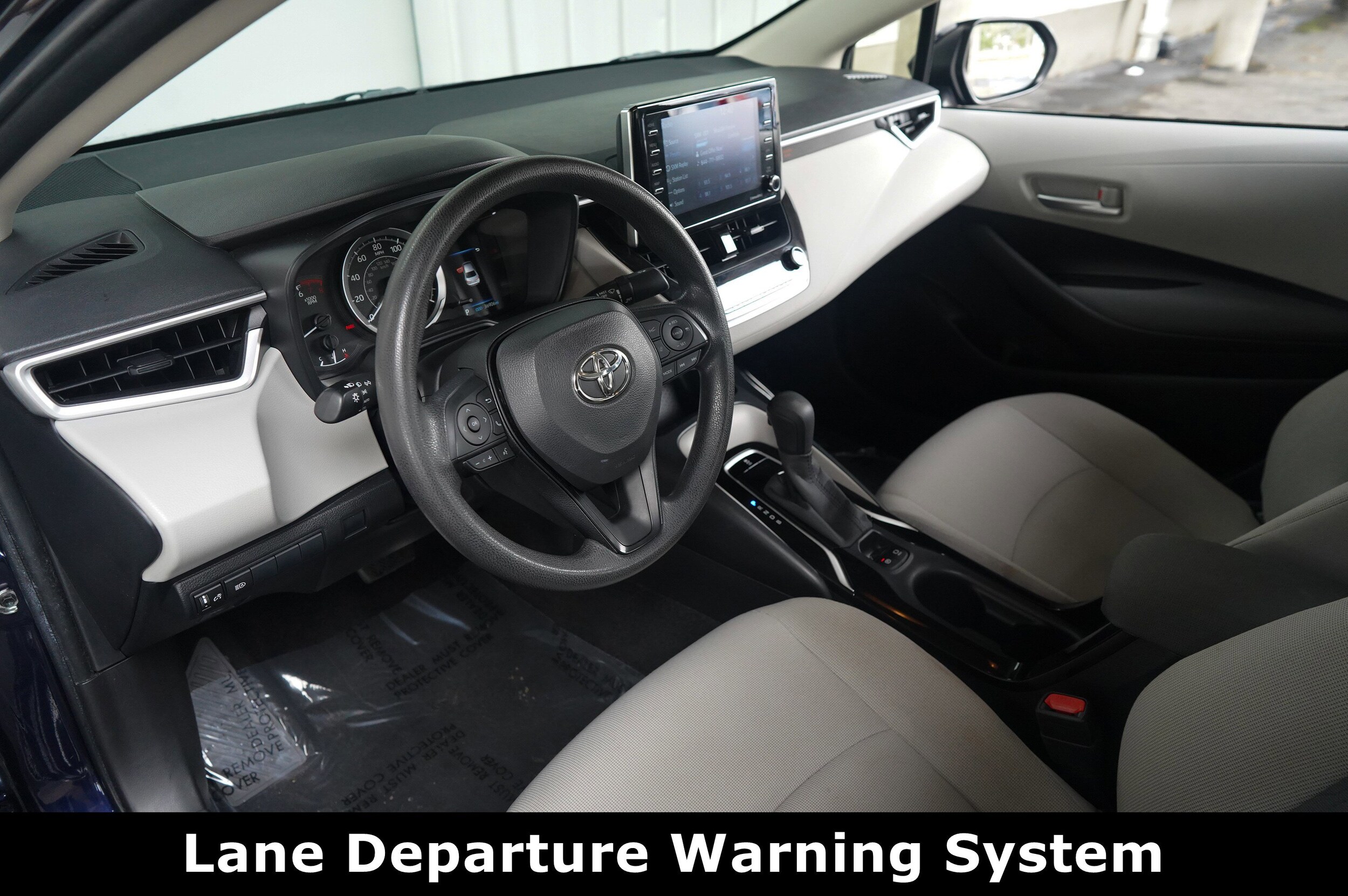 2021 Toyota Corolla LE photo 4