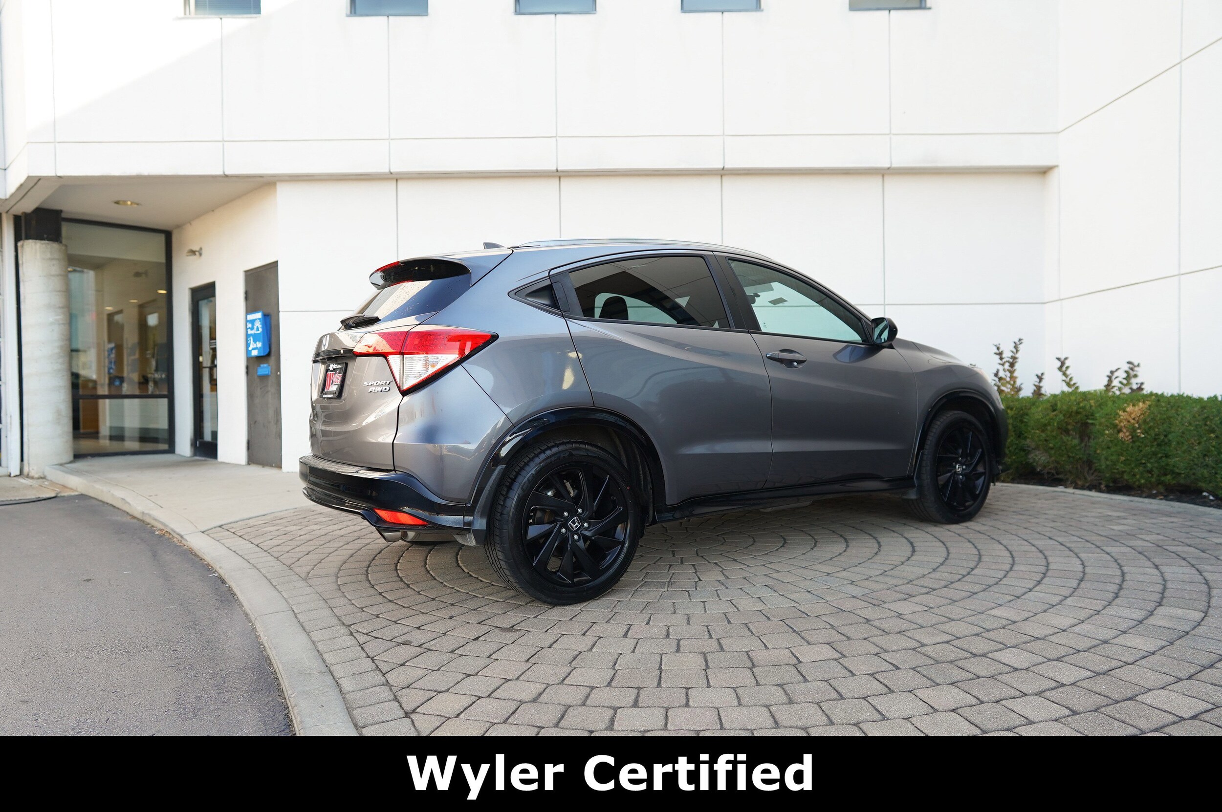 2022 Honda HR-V Sport photo 2