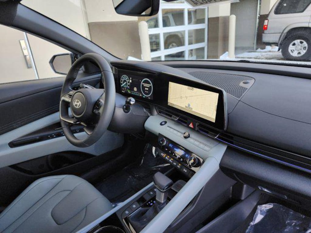 New 2026 Hyundai Elantra Hybrid Limited Sedan