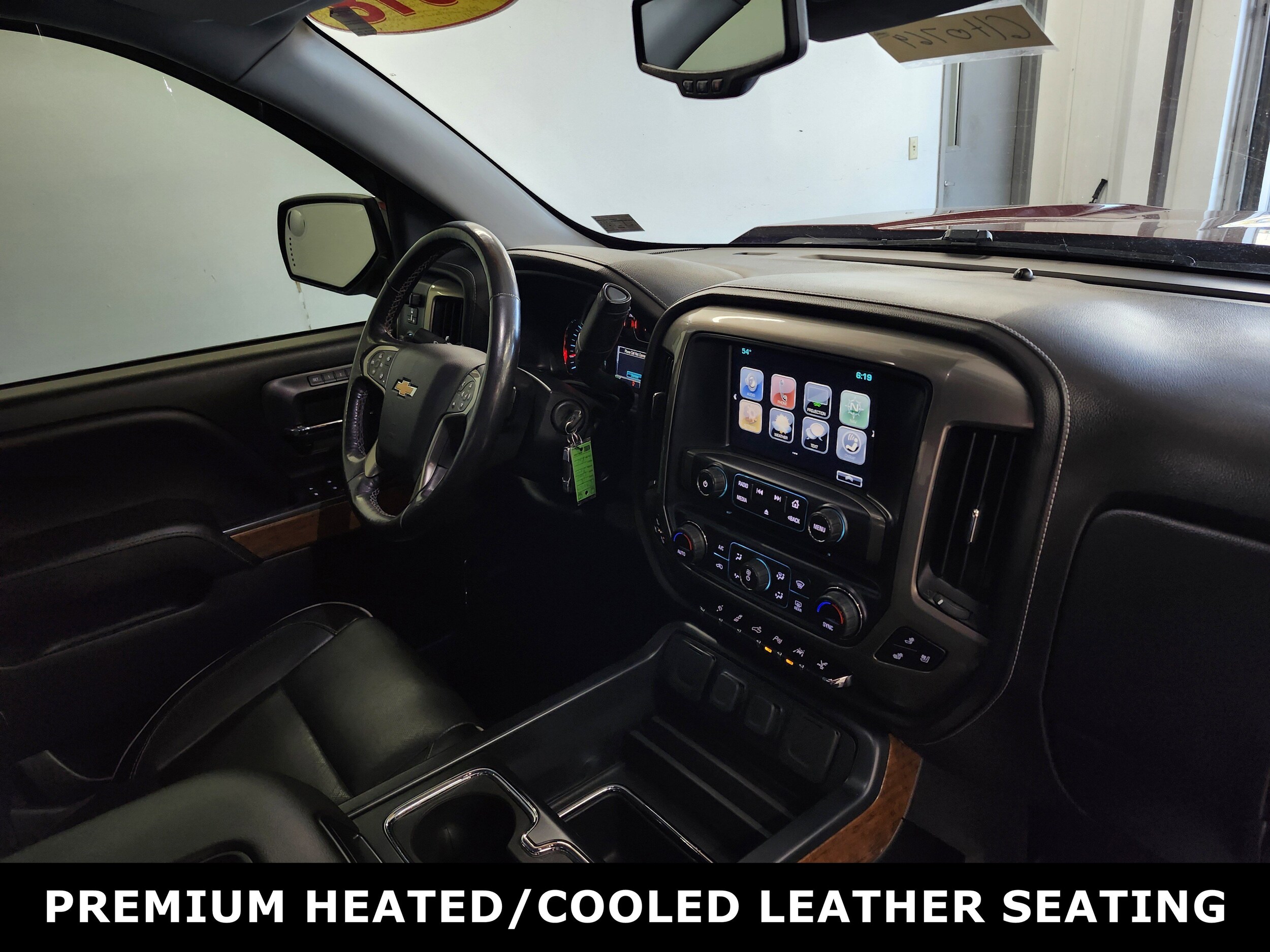 2018 Chevrolet Silverado 1500 High Country photo 3