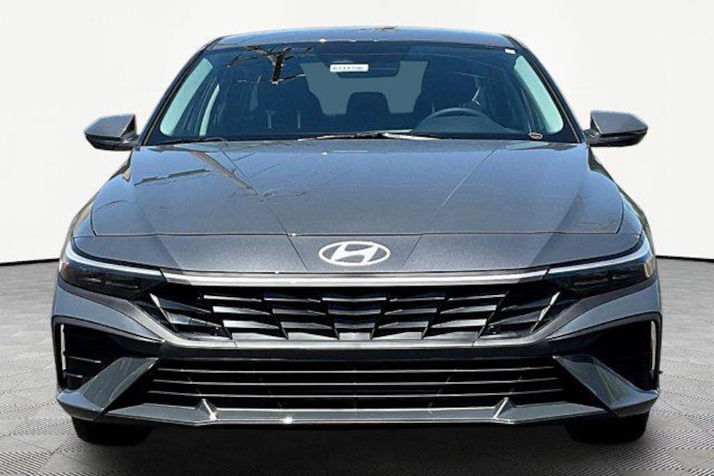 New 2026 Hyundai Elantra SE Sedan