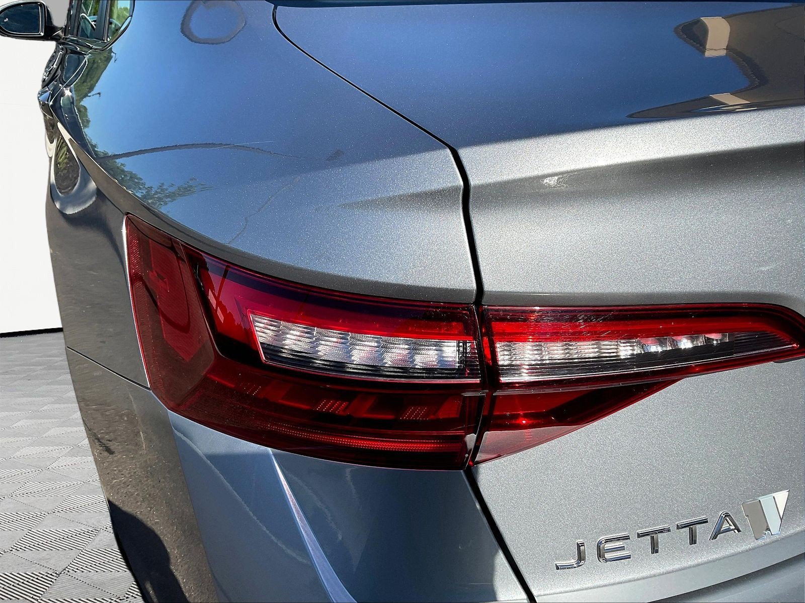 2024 Volkswagen Jetta SE - Photo 25