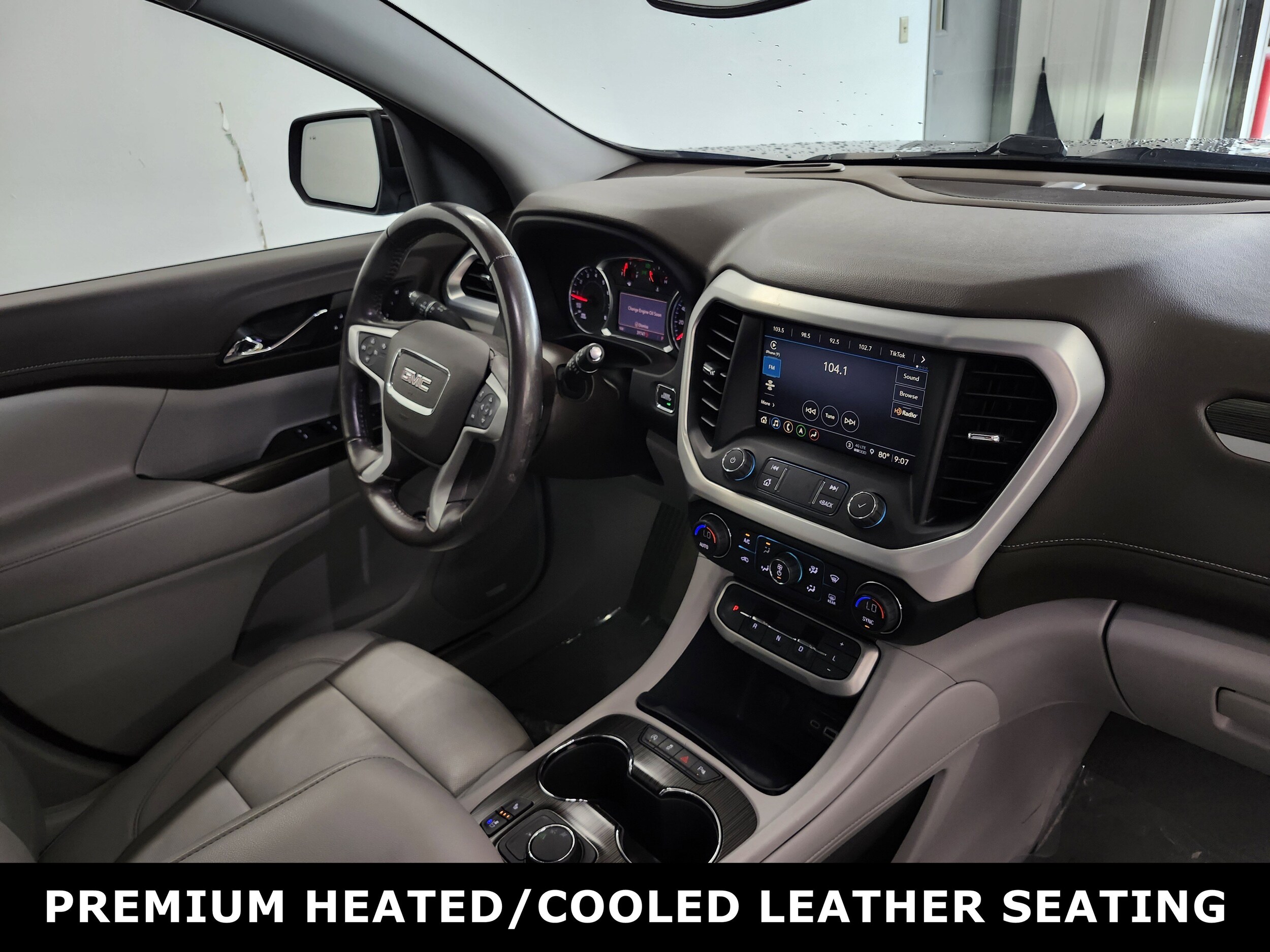 2021 Gmc Acadia SLT photo 4