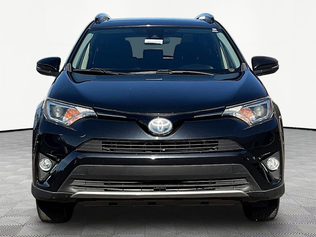 Used 2017 Toyota RAV4 Hybrid XLE SUV