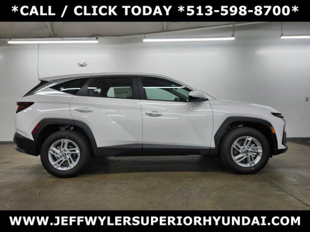 New 2026 Hyundai Tucson SE AWD SUV