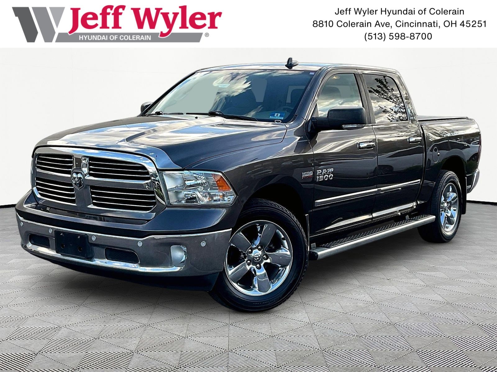 2016 RAM 1500 Big Horn 4x4 Crew Cab 5'7's photo