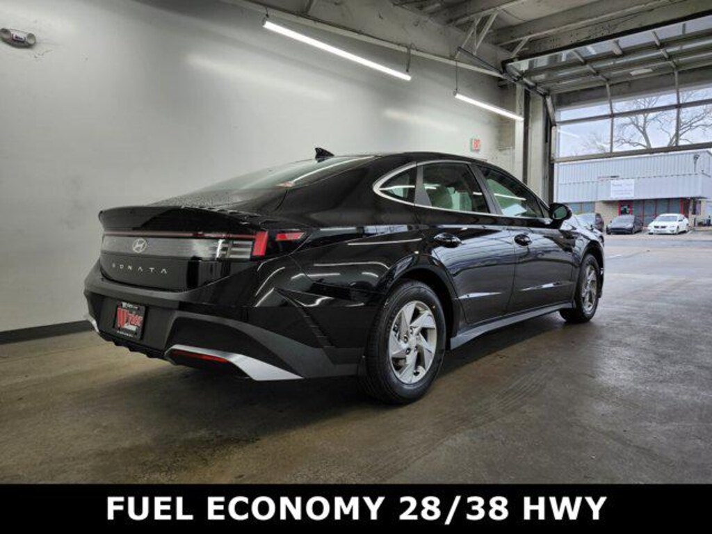 New 2026 Hyundai Sonata SE Sedan