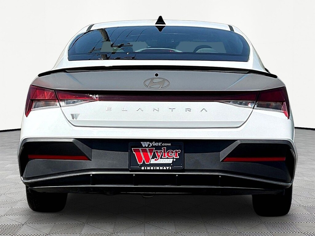 Used 2026 Hyundai Elantra SEL Sport Sedan