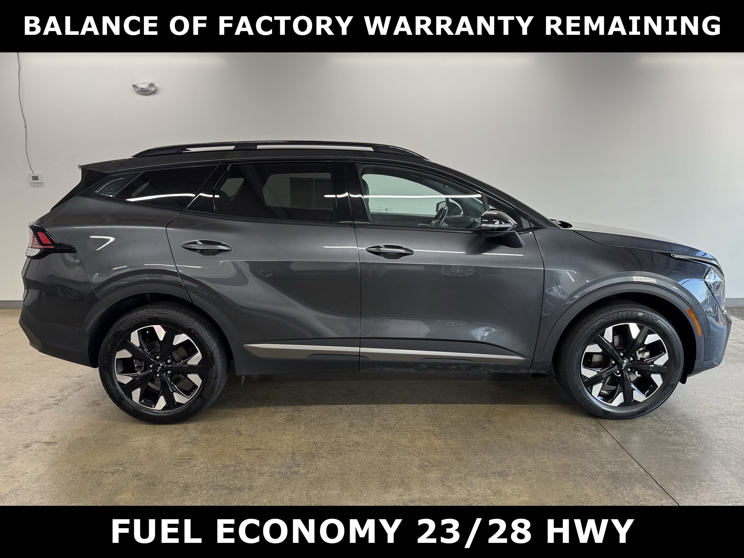 2023 Kia Sportage X-Line photo 2