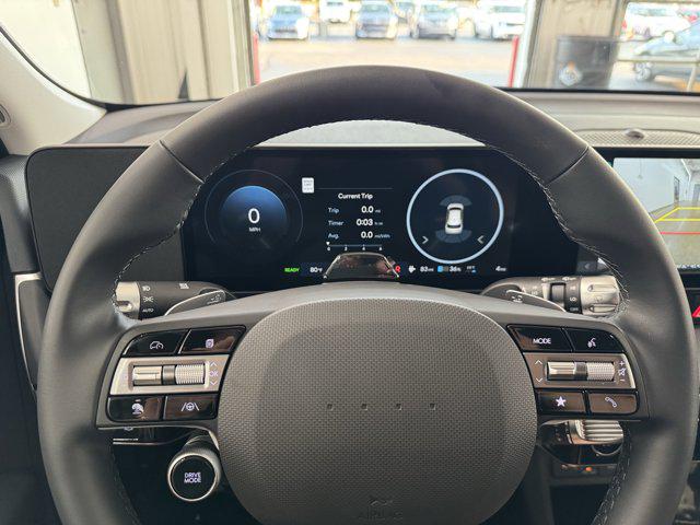 2025 Hyundai IONIQ 5 SE - Photo 11