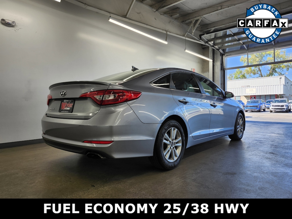Used 2016 Hyundai Sonata SE Sedan