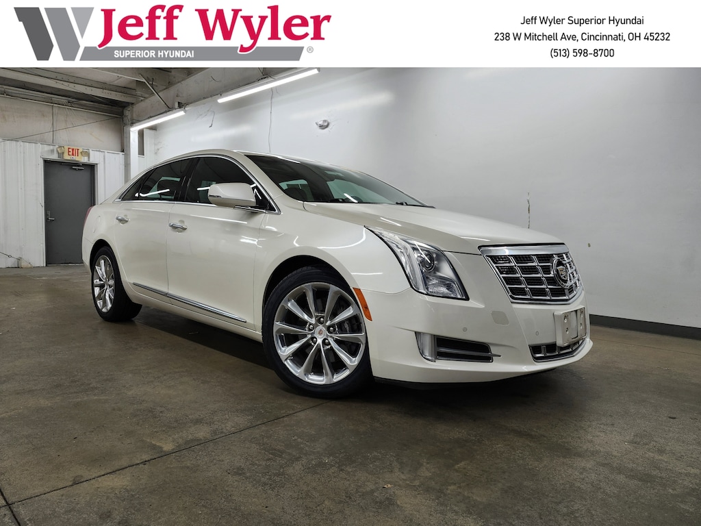 Used 2013 CADILLAC XTS Luxury Sedan