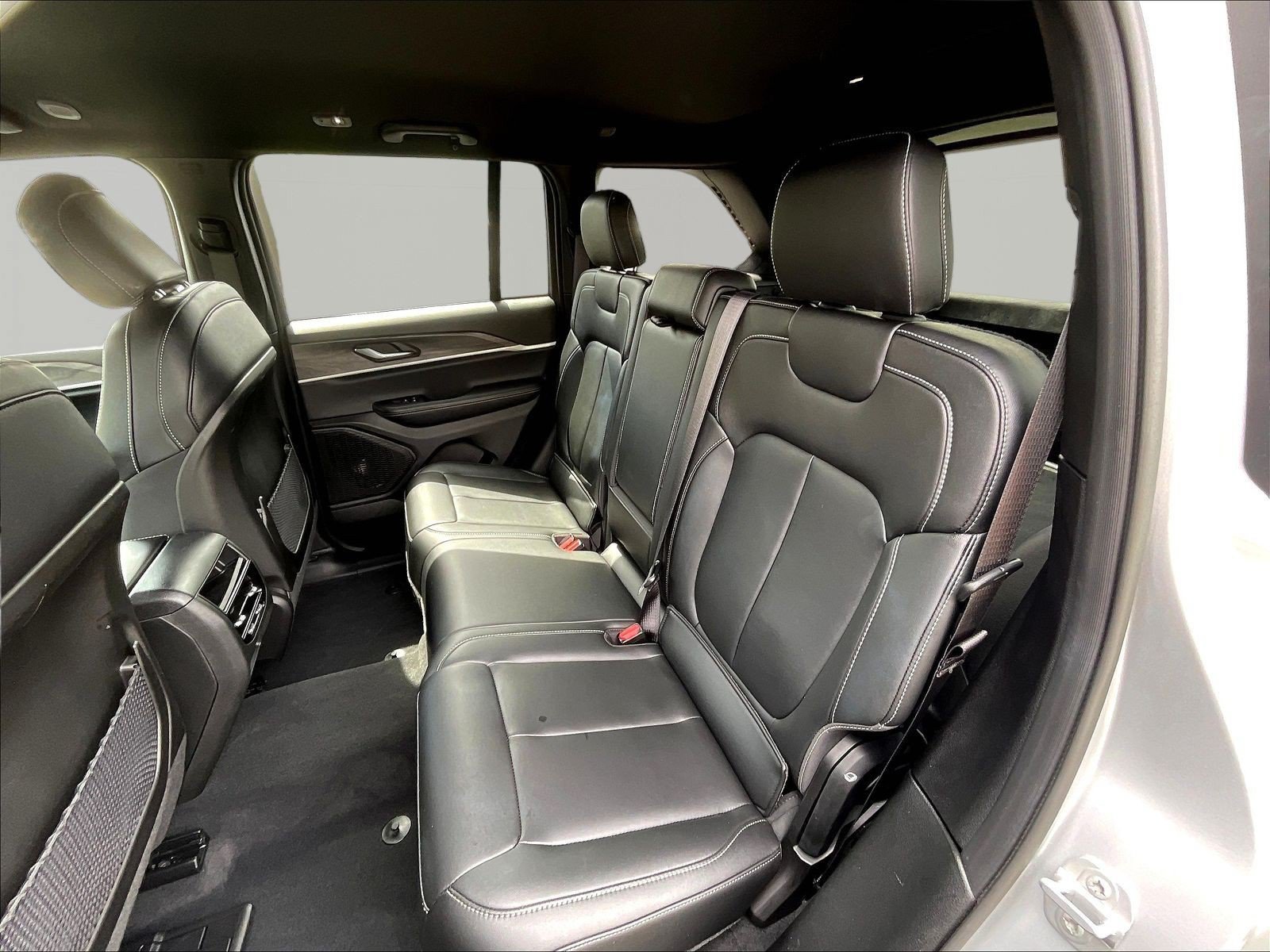2025 Jeep Grand Cherokee Limited - Photo 25