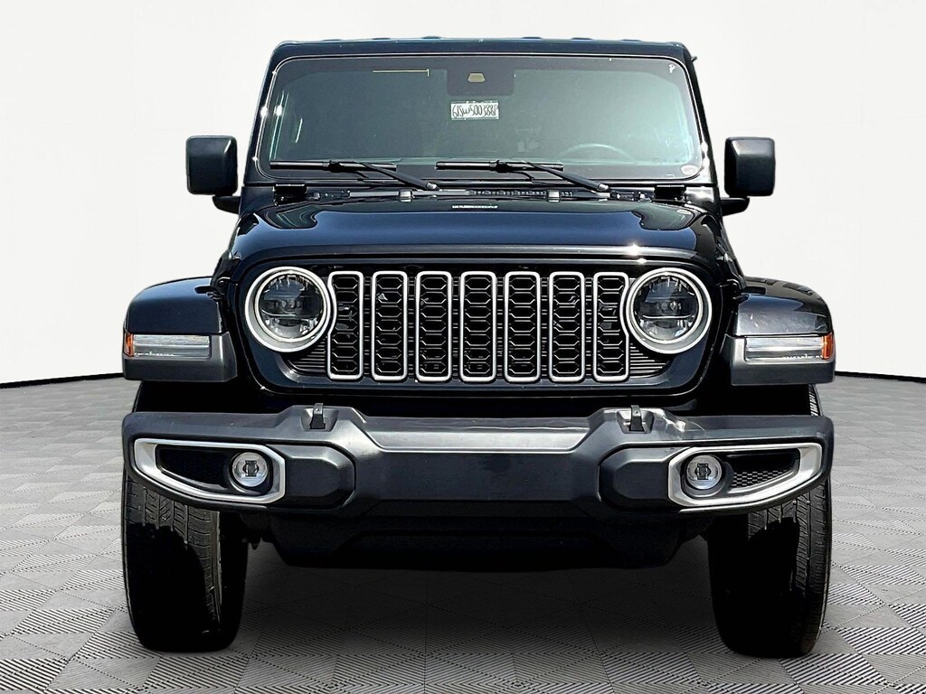 Used 2025 Jeep Wrangler Sahara SUV