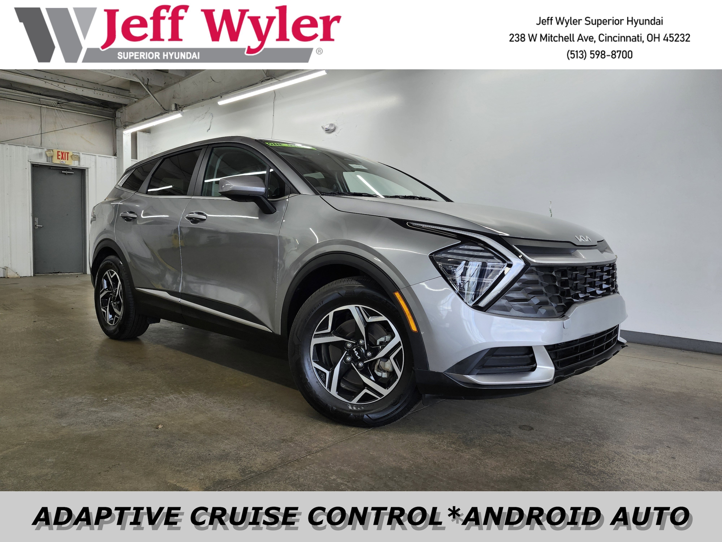 2025 Kia Sportage LX's photo