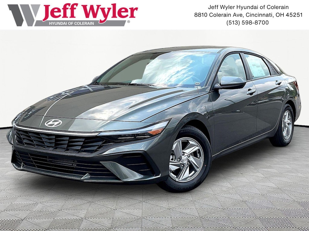 New 2026 Hyundai Elantra SE Sedan