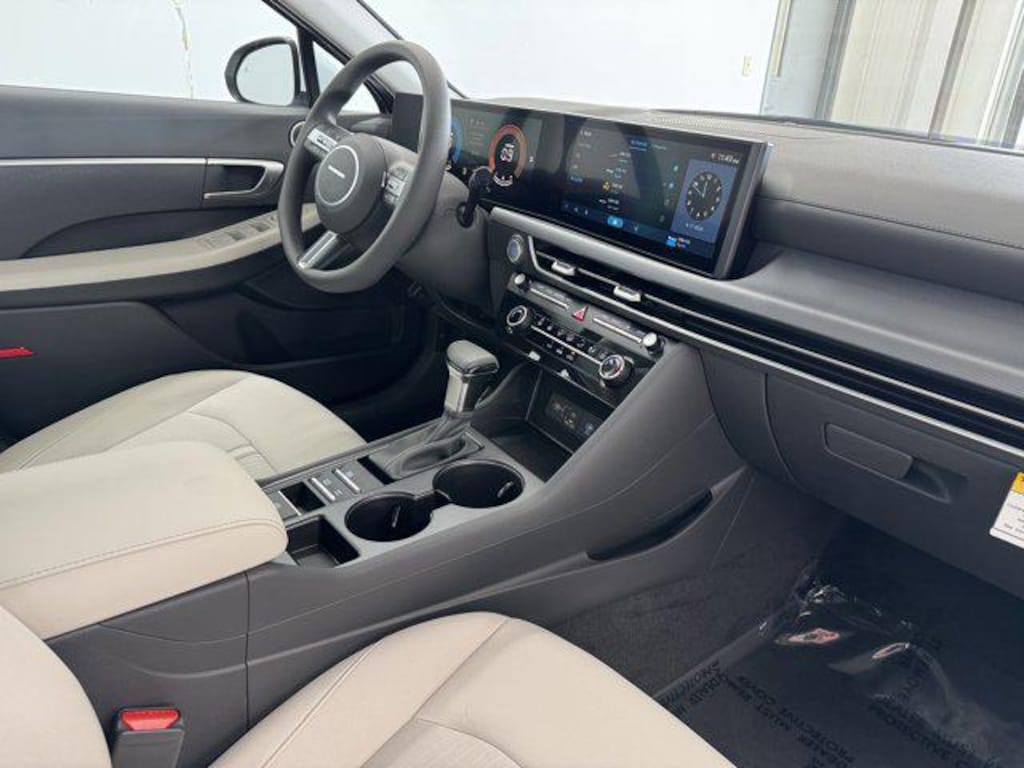 New 2025 Hyundai Sonata SE Sedan