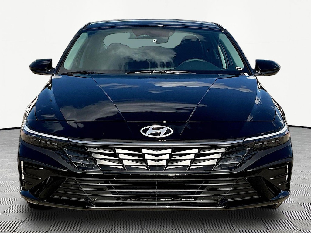 New 2026 Hyundai Elantra SE Sedan
