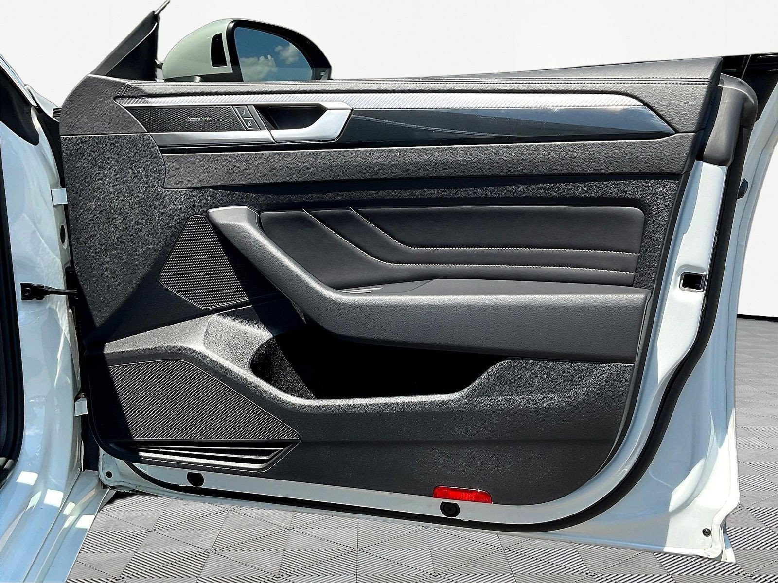 2023 Volkswagen Arteon SEL Premium R-Line - Photo 31