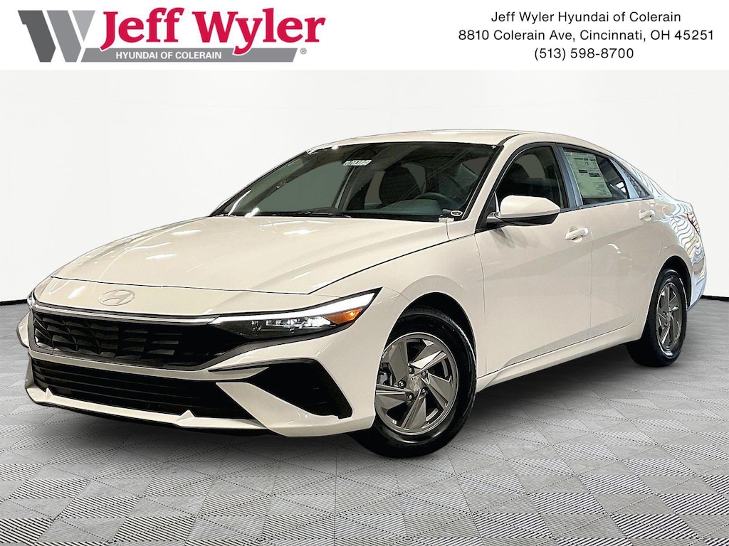 New 2026 Hyundai Elantra SE Sedan
