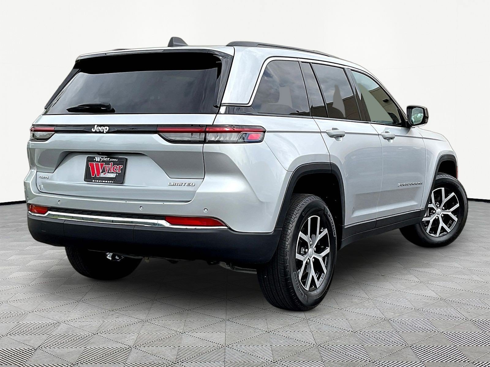 2025 Jeep Grand Cherokee Limited - Photo 8