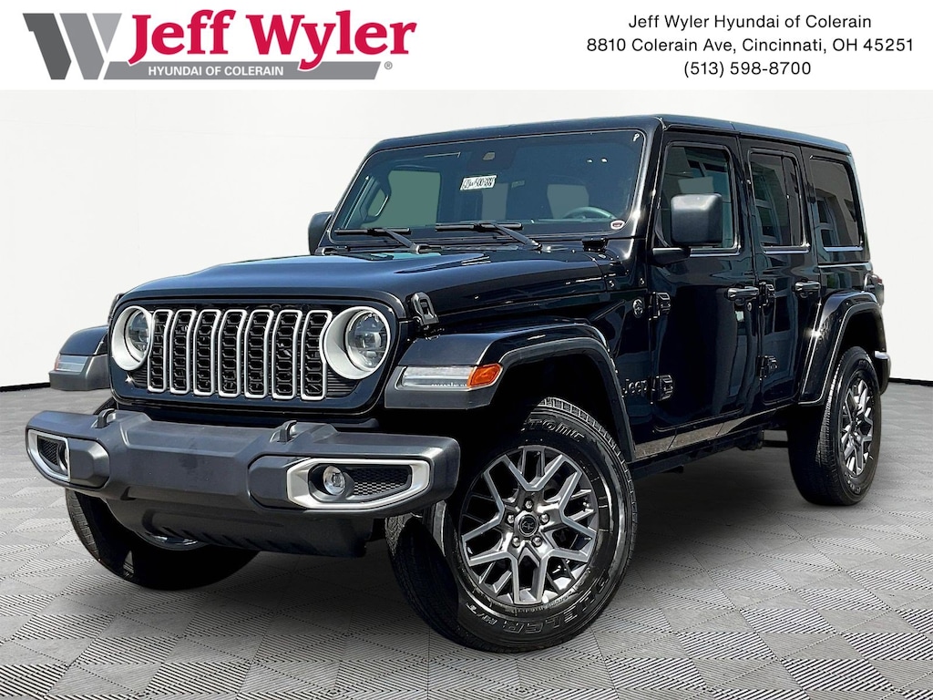 Used 2025 Jeep Wrangler Sahara SUV