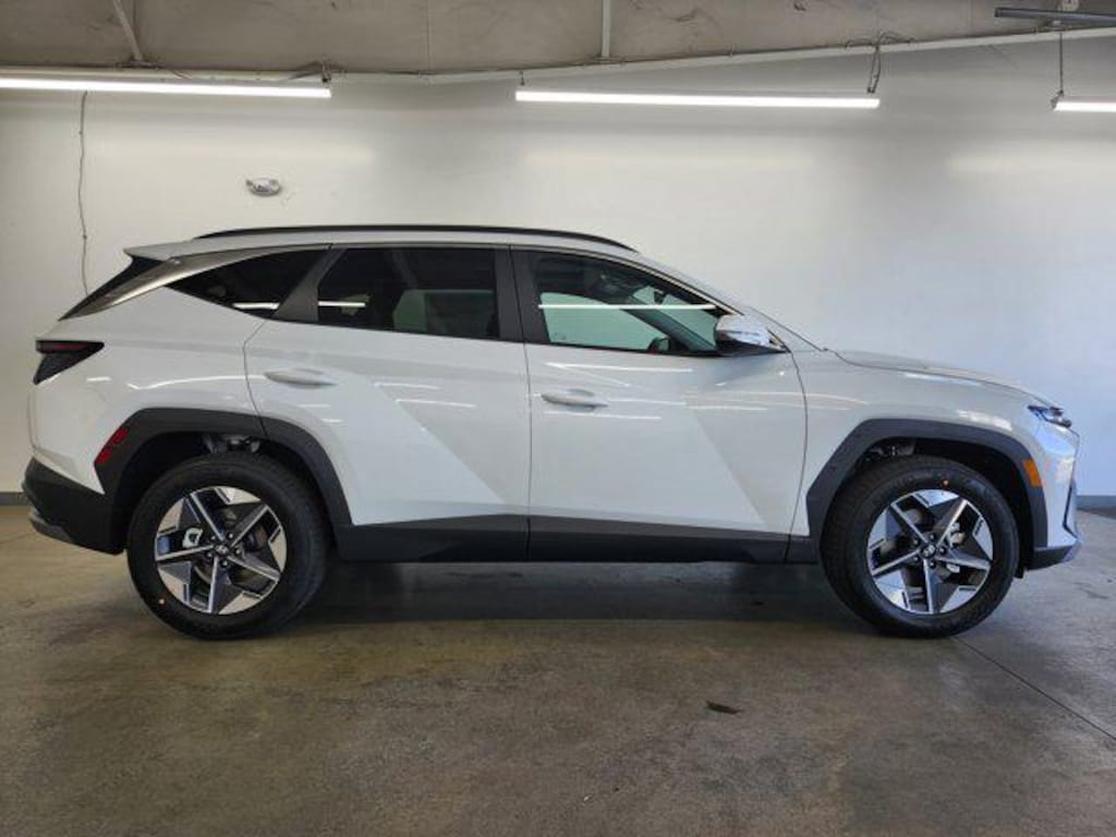 New 2026 Hyundai Tucson SEL Premium AWD SUV