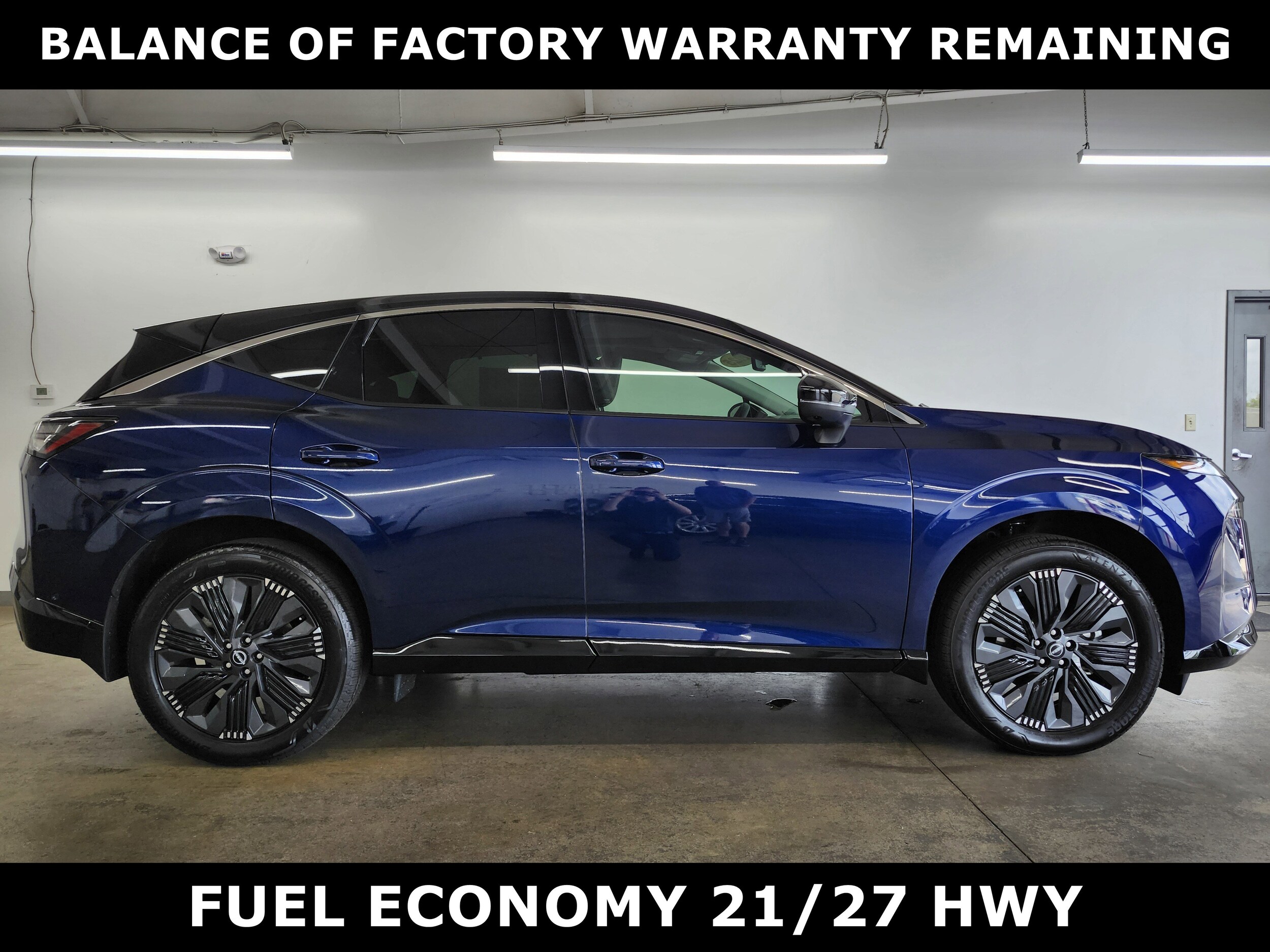 2025 Nissan Murano Platinum photo 2
