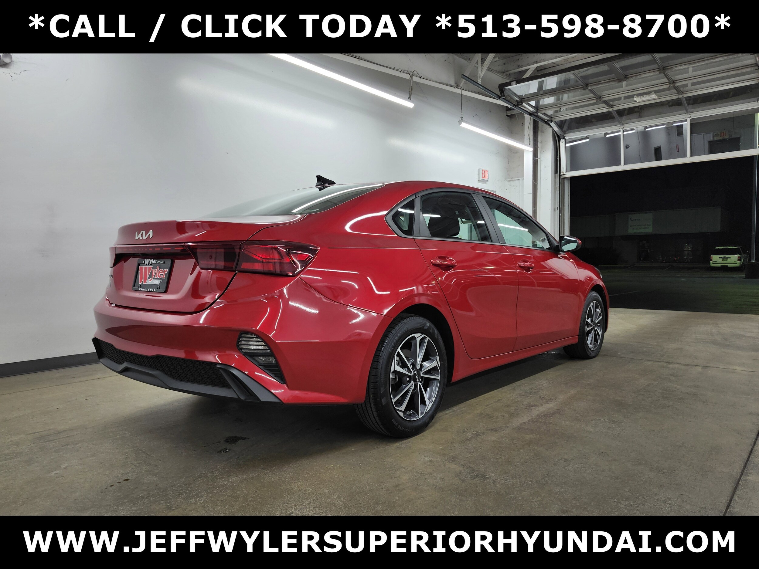 2024 Kia Forte LXS photo 3