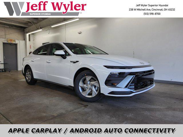 2026 Hyundai Sonata SE's photo