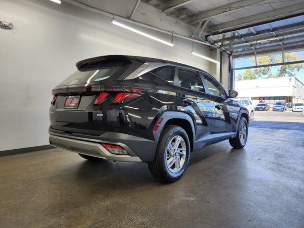 New 2026 Hyundai Tucson SE AWD SUV