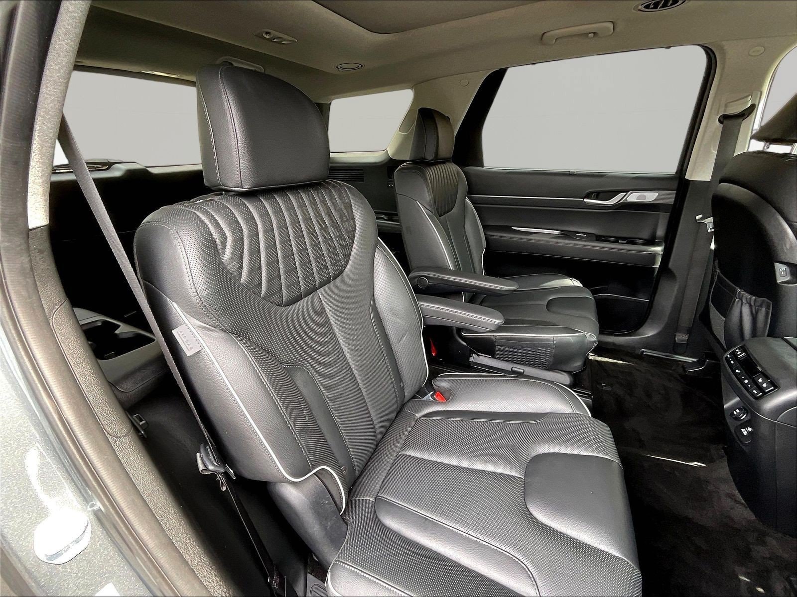 2023 Hyundai Palisade Limited - Photo 25