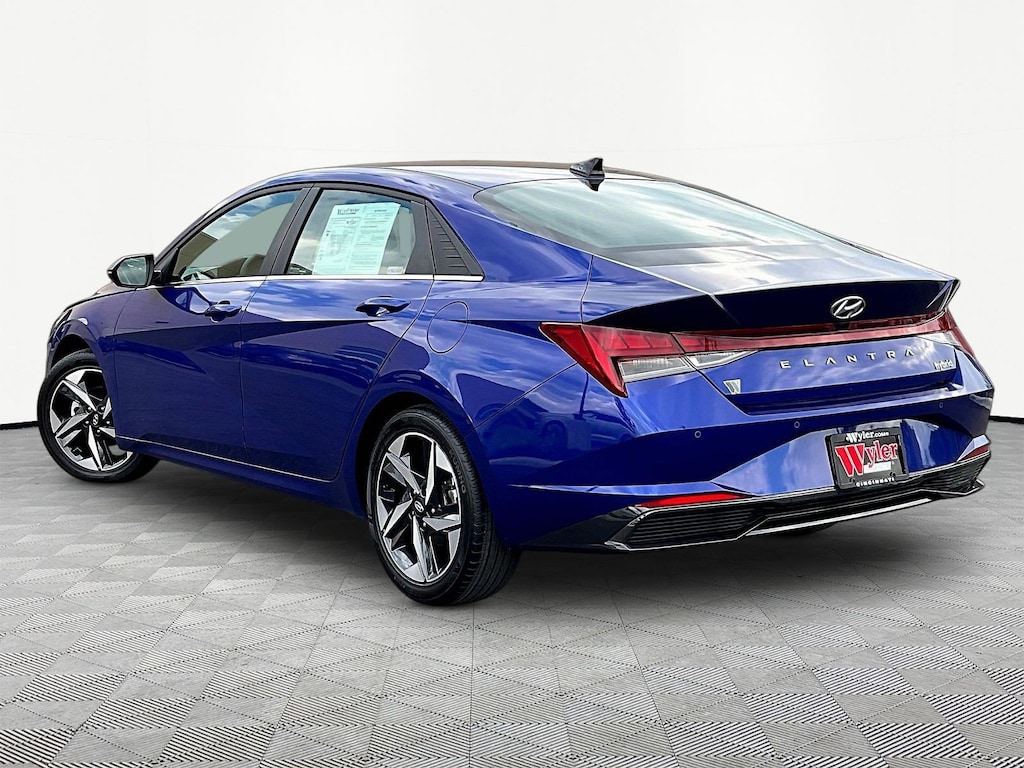 Used 2023 Hyundai Elantra HEV Limited Sedan