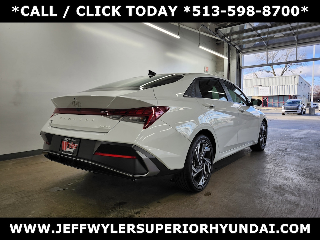 Certified 2025 Hyundai Elantra Limited Sedan