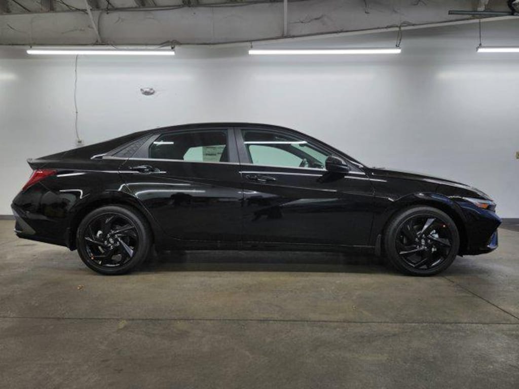 New 2026 Hyundai Elantra SEL Sport Premium Sedan