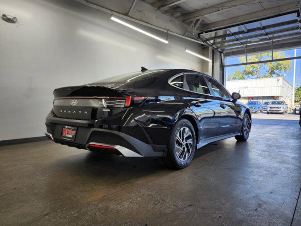 New 2026 Hyundai Sonata Hybrid Blue Sedan