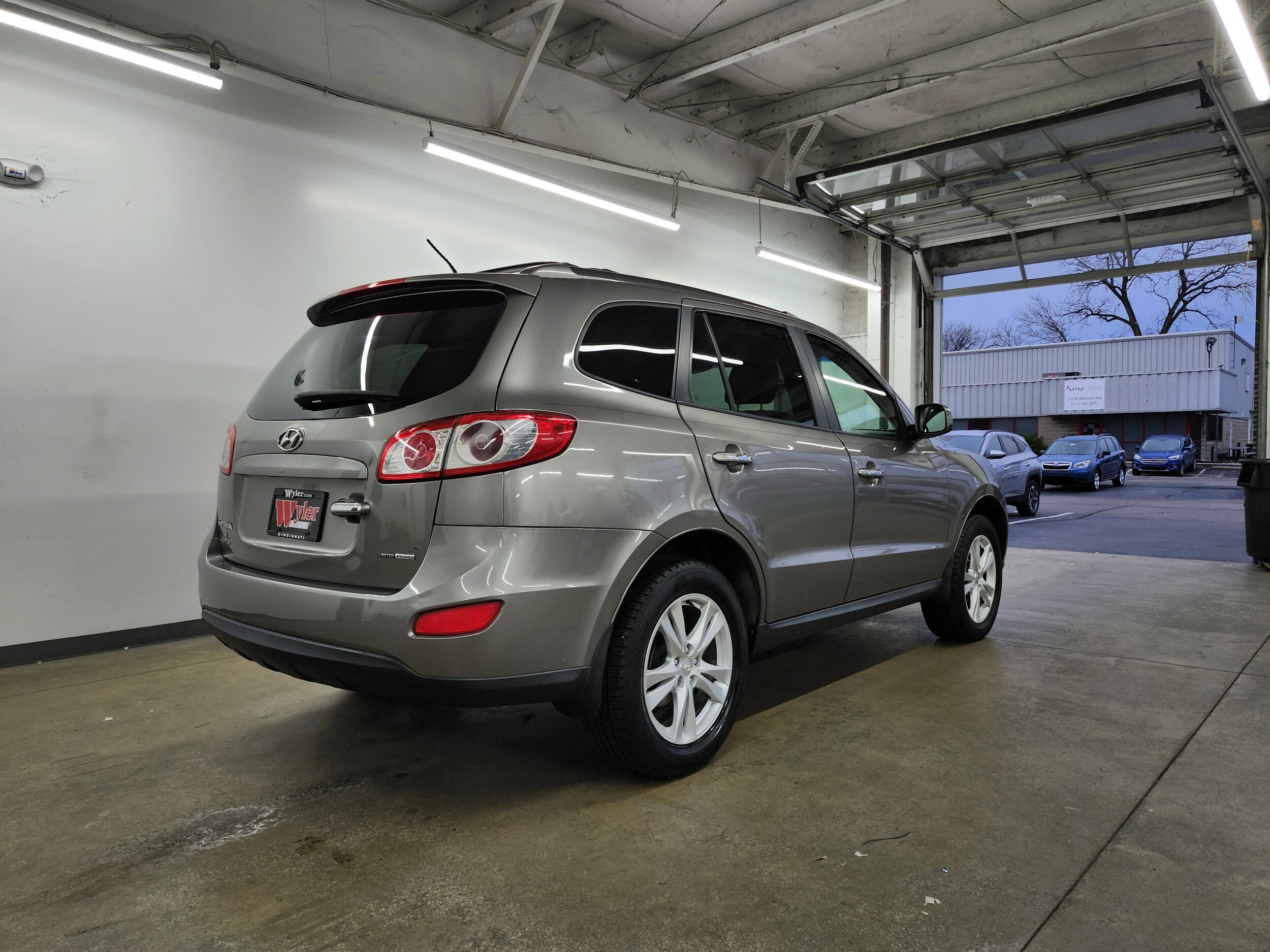 2012 Hyundai Santa Fe Limited photo 3