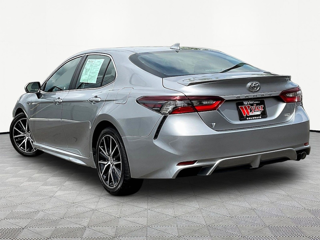 Used 2024 Toyota Camry SE Sedan