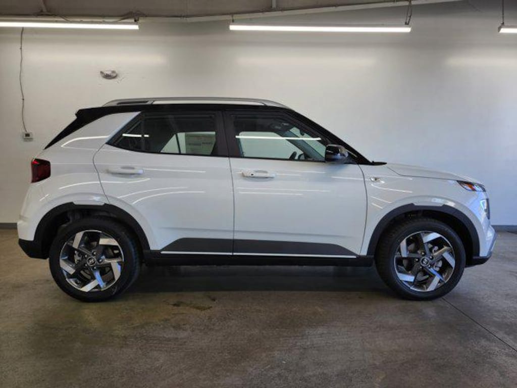New 2026 Hyundai Venue SEL SUV