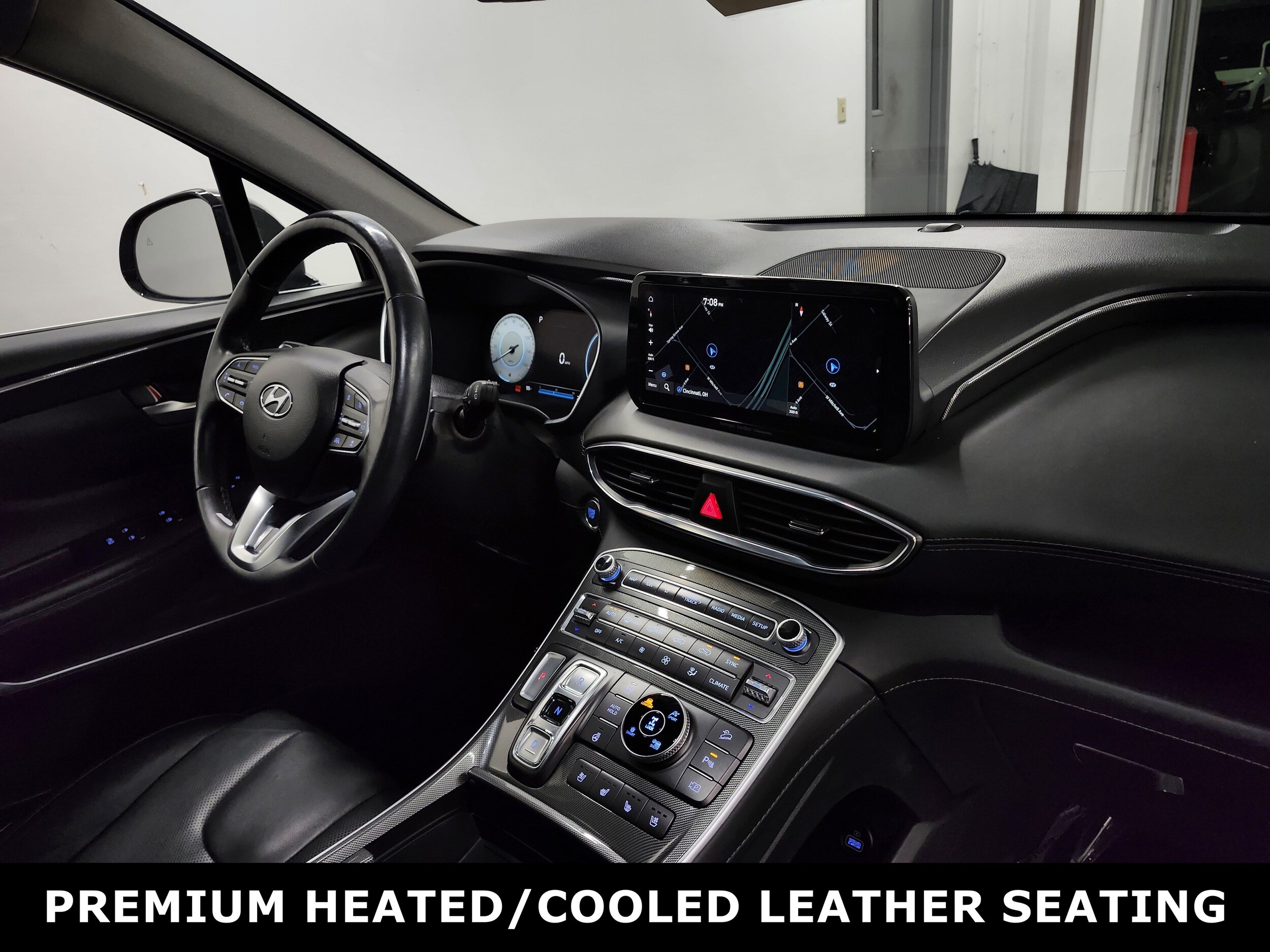 2023 Hyundai Santa Fe Limited photo 3